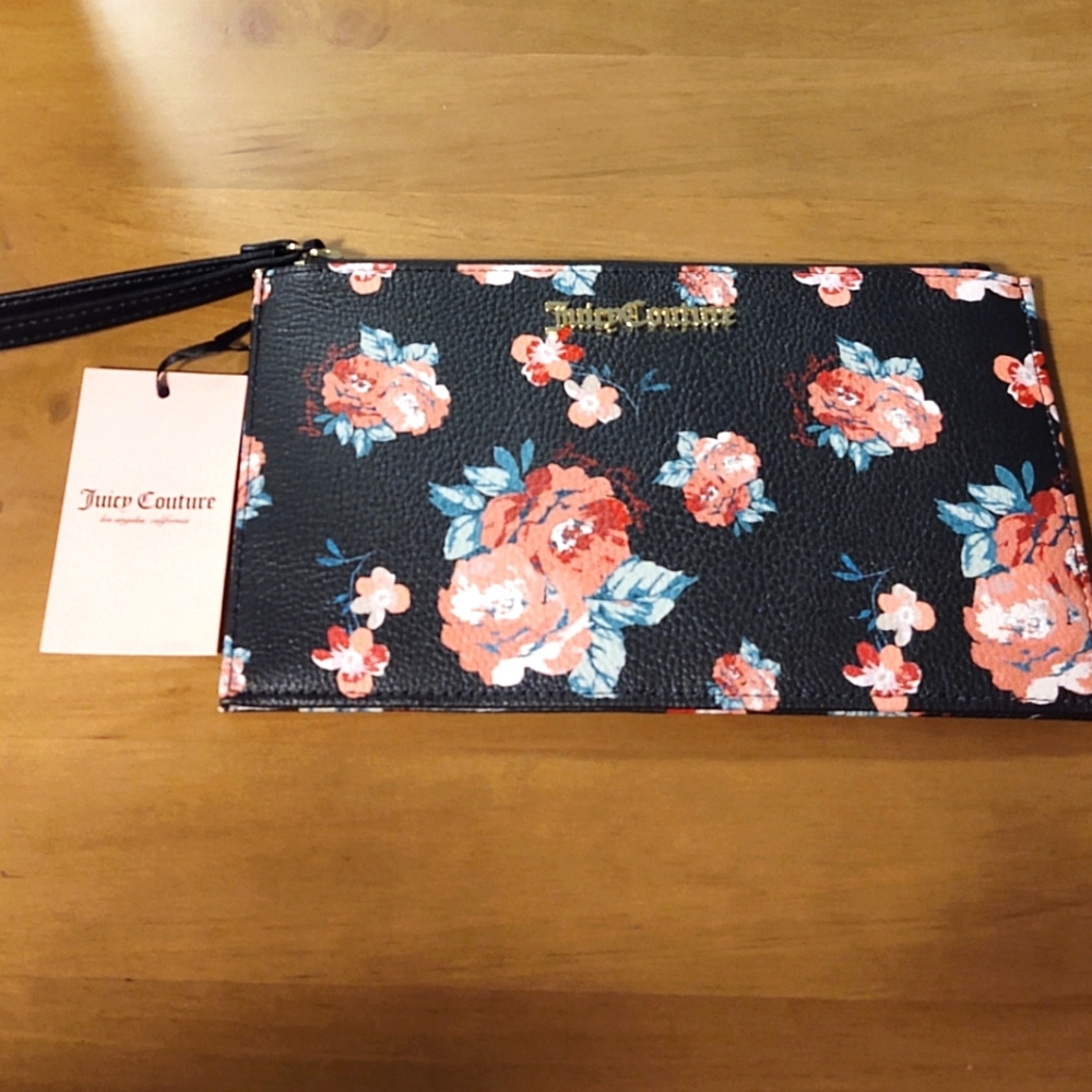 Juicy Couture wristlet